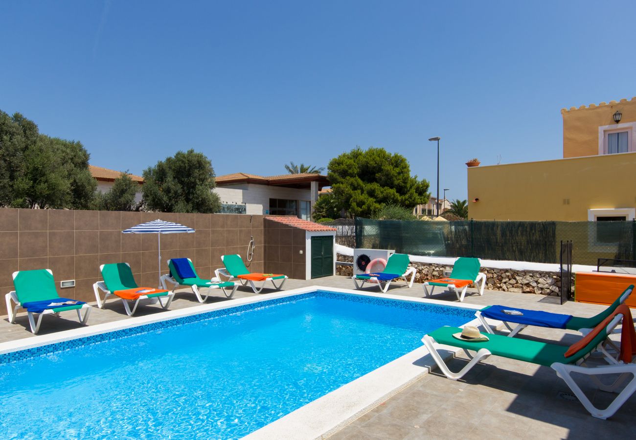 Villa à Cala´n Bosch - Menorca Urano