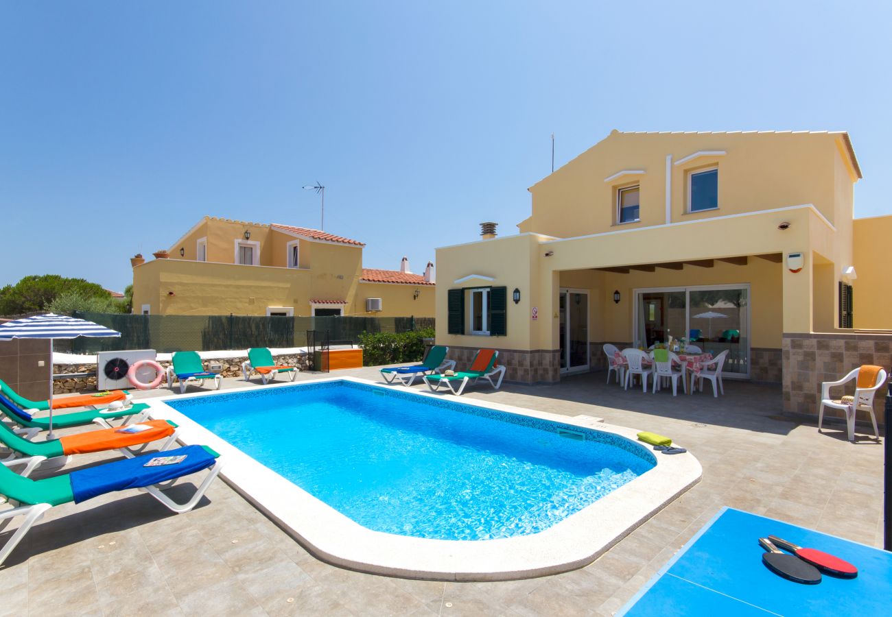 Villa à Cala´n Bosch - Menorca Urano